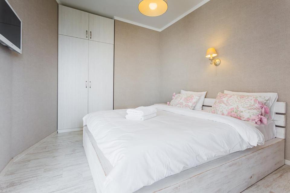 Apartment панорамный вид 15 этаж. набережная днепра Kyiv